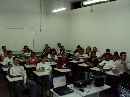 Estudantes no Campus Gama